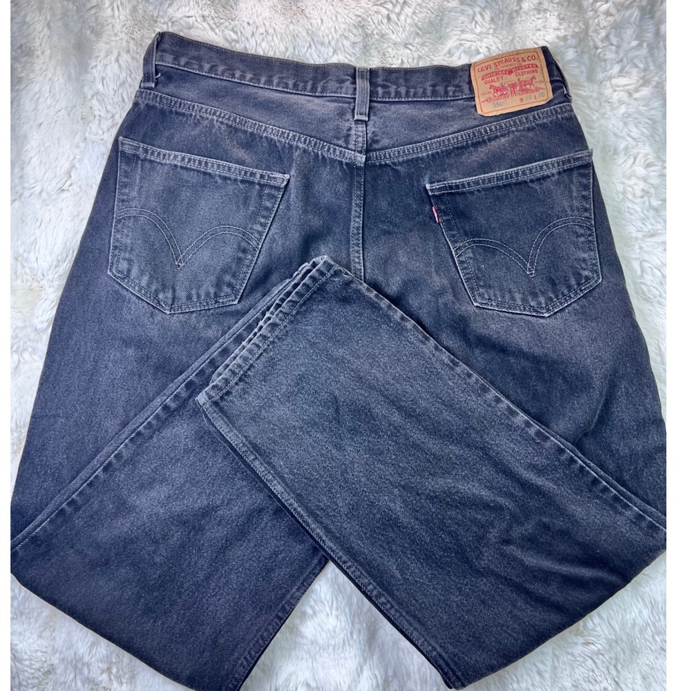 Levis 550 Relaxed Fit Black Faded Denim Jeans Mens 36x30. A42